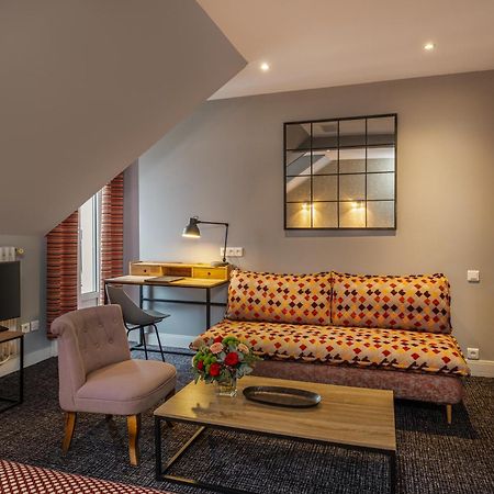 Le Nouvel Hotel Oyonnax Exterior foto