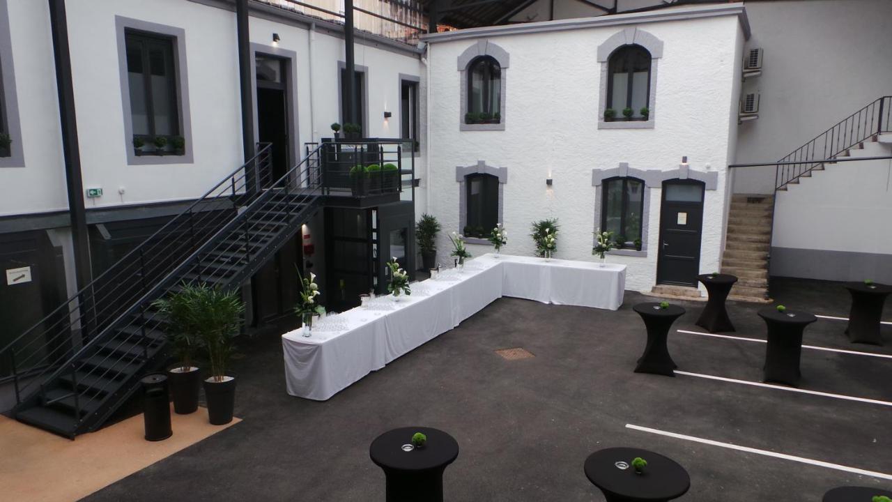 Le Nouvel Hotel Oyonnax Exterior foto