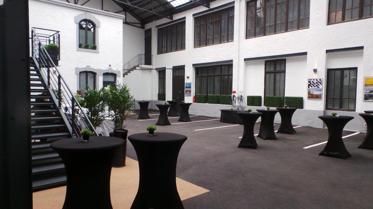 Le Nouvel Hotel Oyonnax Exterior foto
